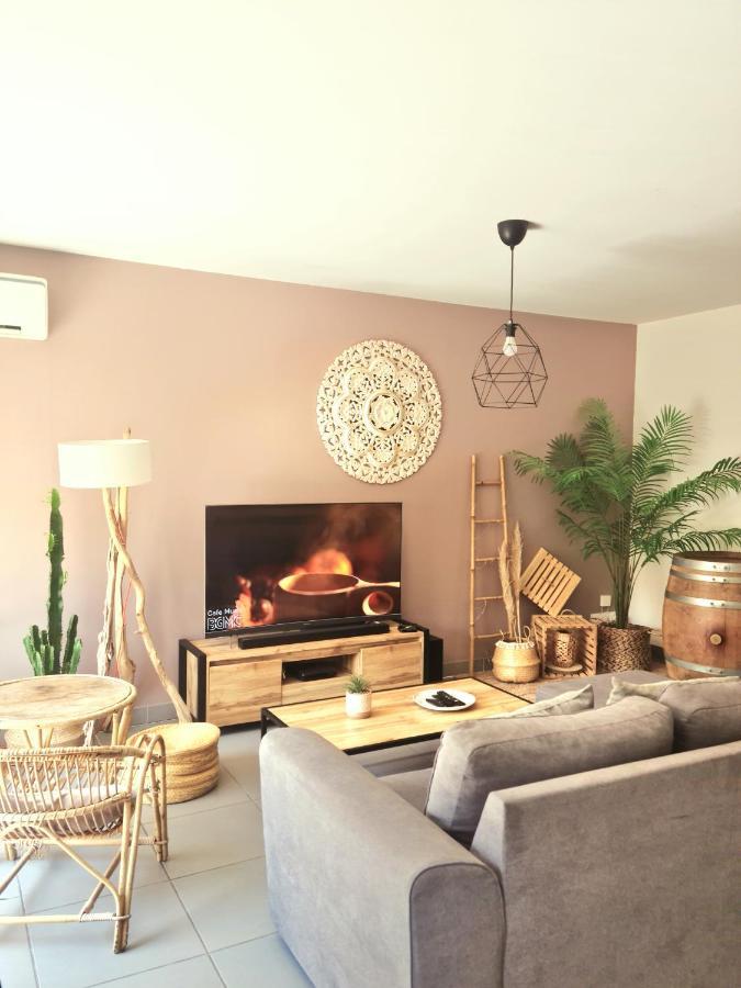 Appartcosy Emplacement Ideal Avec Terrasse & Parking Prive Нім Екстер'єр фото